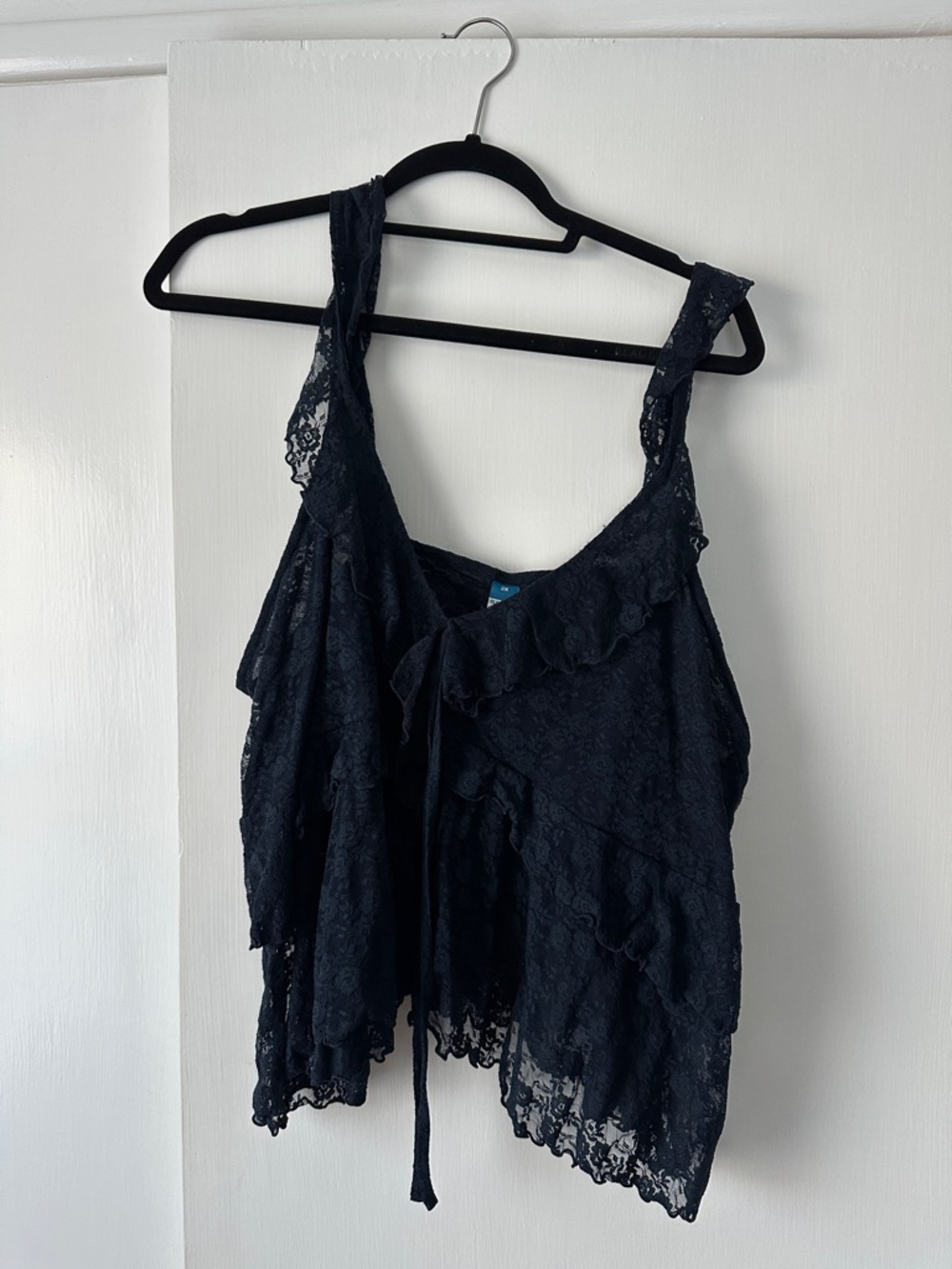 Navy Lace Ruffle Tank Top - Picture 2 of 4